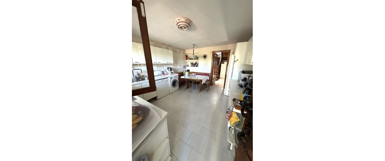 Resale - Villa - Marbella - Elviria