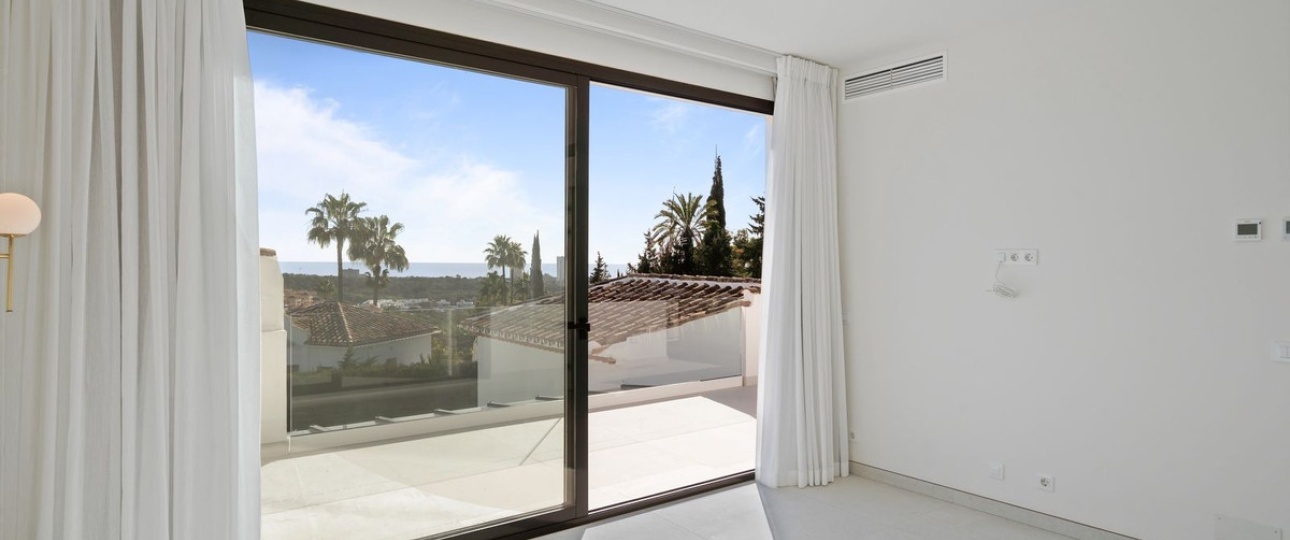 Resale - Villa - Marbella - Elviria