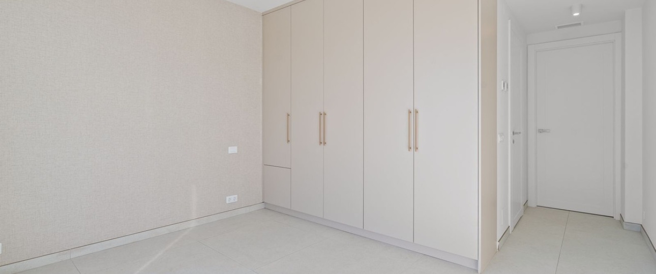Resale - Villa - Marbella - Elviria