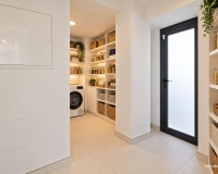 Resale - Villa - Marbella - Elviria