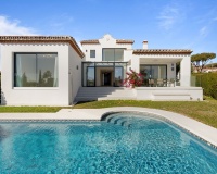 Resale - Villa - Marbella - Elviria