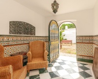 Resale - Villa - Marbella - Elviria