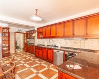 Resale - Villa - Marbella - Elviria
