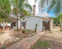 Resale - Villa - Marbella - Elviria