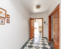 Resale - Villa - Marbella - Elviria