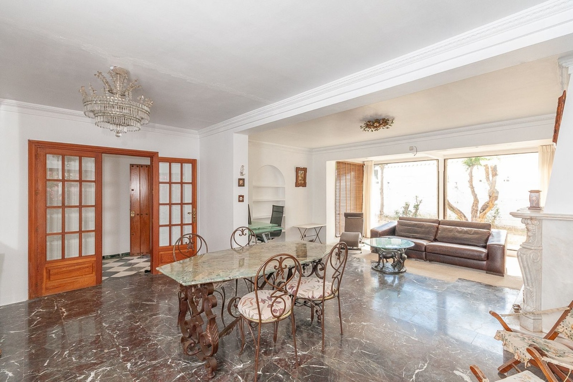 Resale - Villa - Marbella - Elviria