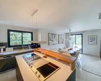 Resale - Villa - Marbella - Elviria