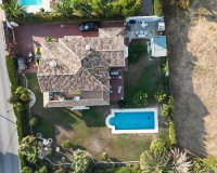 Resale - Villa - Marbella - Guadalmina Alta