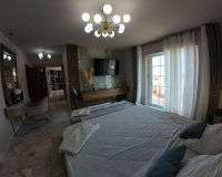 Resale - Villa - Marbella - Guadalmina Alta