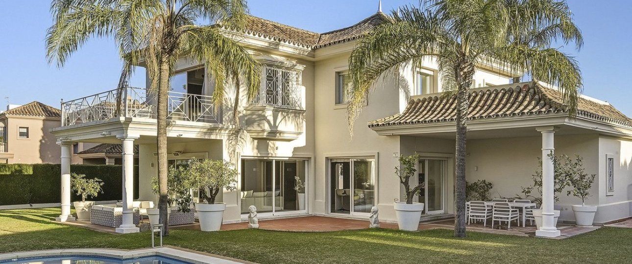 Resale - Villa - Marbella - Guadalmina Alta