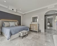 Resale - Villa - Marbella - Guadalmina Alta