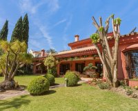 Resale - Villa - Marbella - Guadalmina Alta
