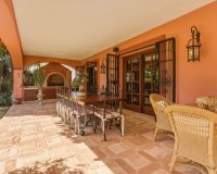 Resale - Villa - Marbella - Guadalmina Alta