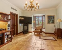 Resale - Villa - Marbella - Guadalmina Alta