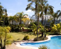 Resale - Villa - Marbella - Guadalmina Alta