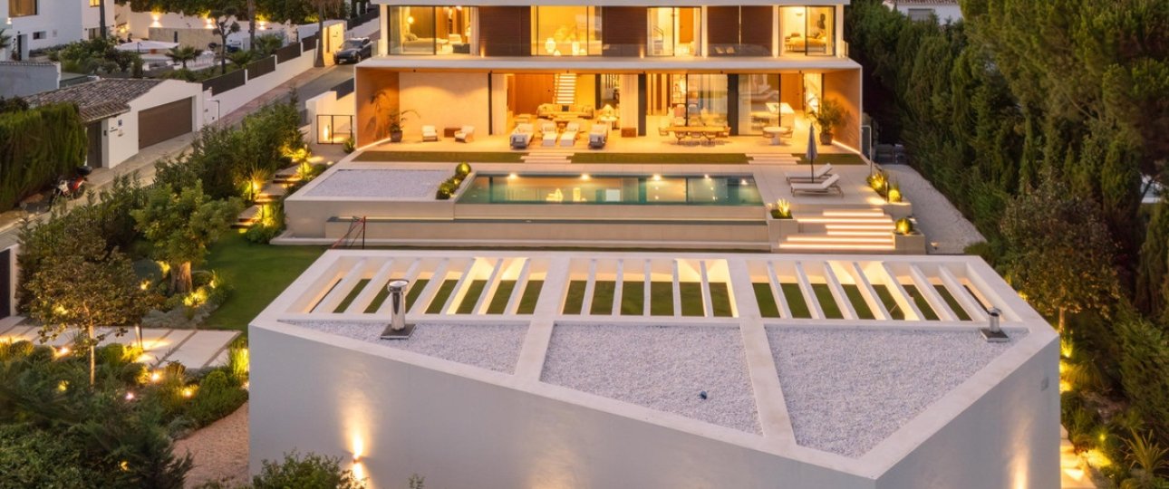 Resale - Villa - Marbella - Guadalmina Alta