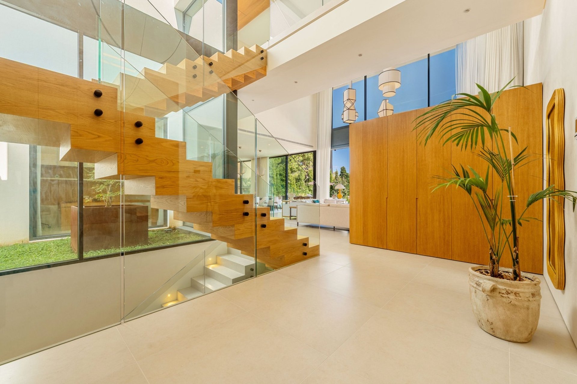Resale - Villa - Marbella - Guadalmina Alta