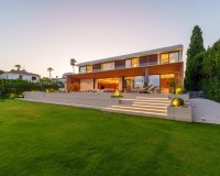 Resale - Villa - Marbella - Guadalmina Alta
