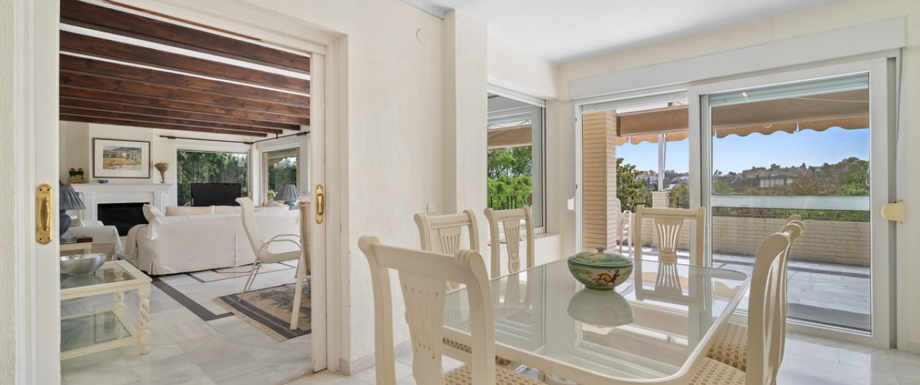 Resale - Villa - Marbella - Guadalmina Alta