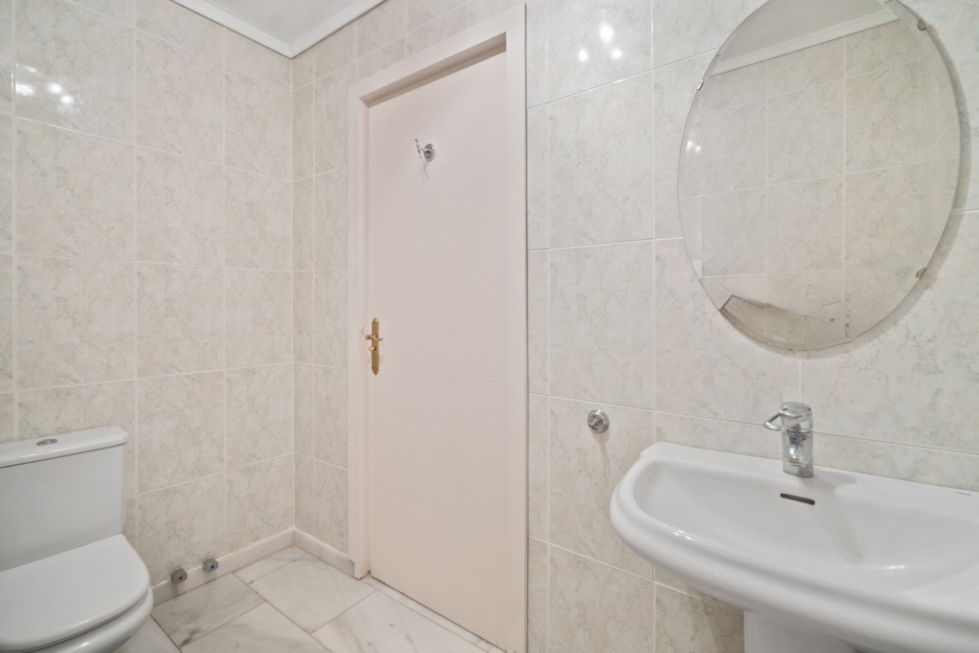 Resale - Villa - Marbella - Guadalmina Alta