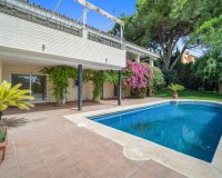 Resale - Villa - Marbella - Guadalmina Alta