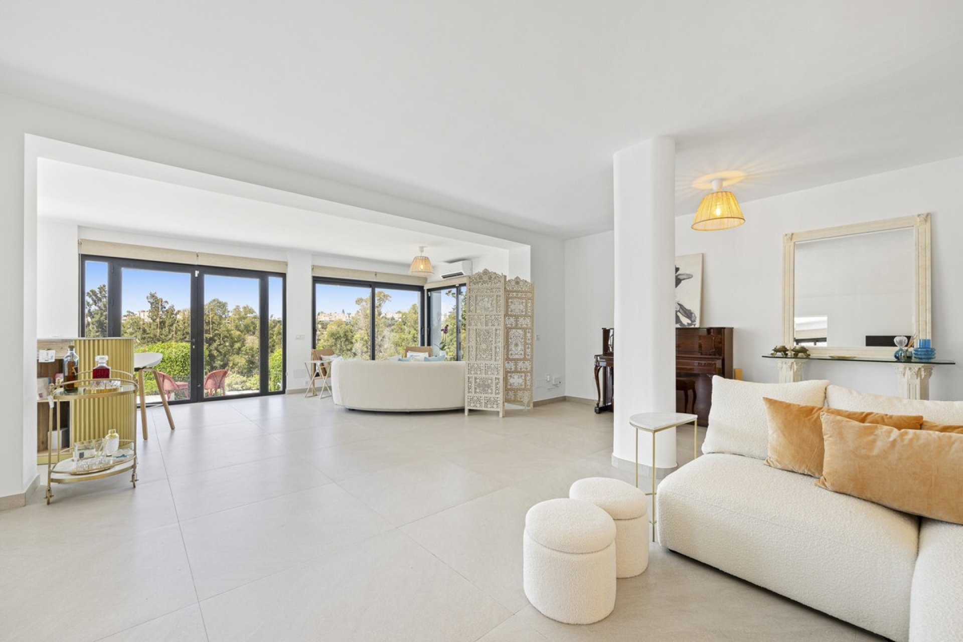 Resale - Villa - Marbella - Guadalmina Alta