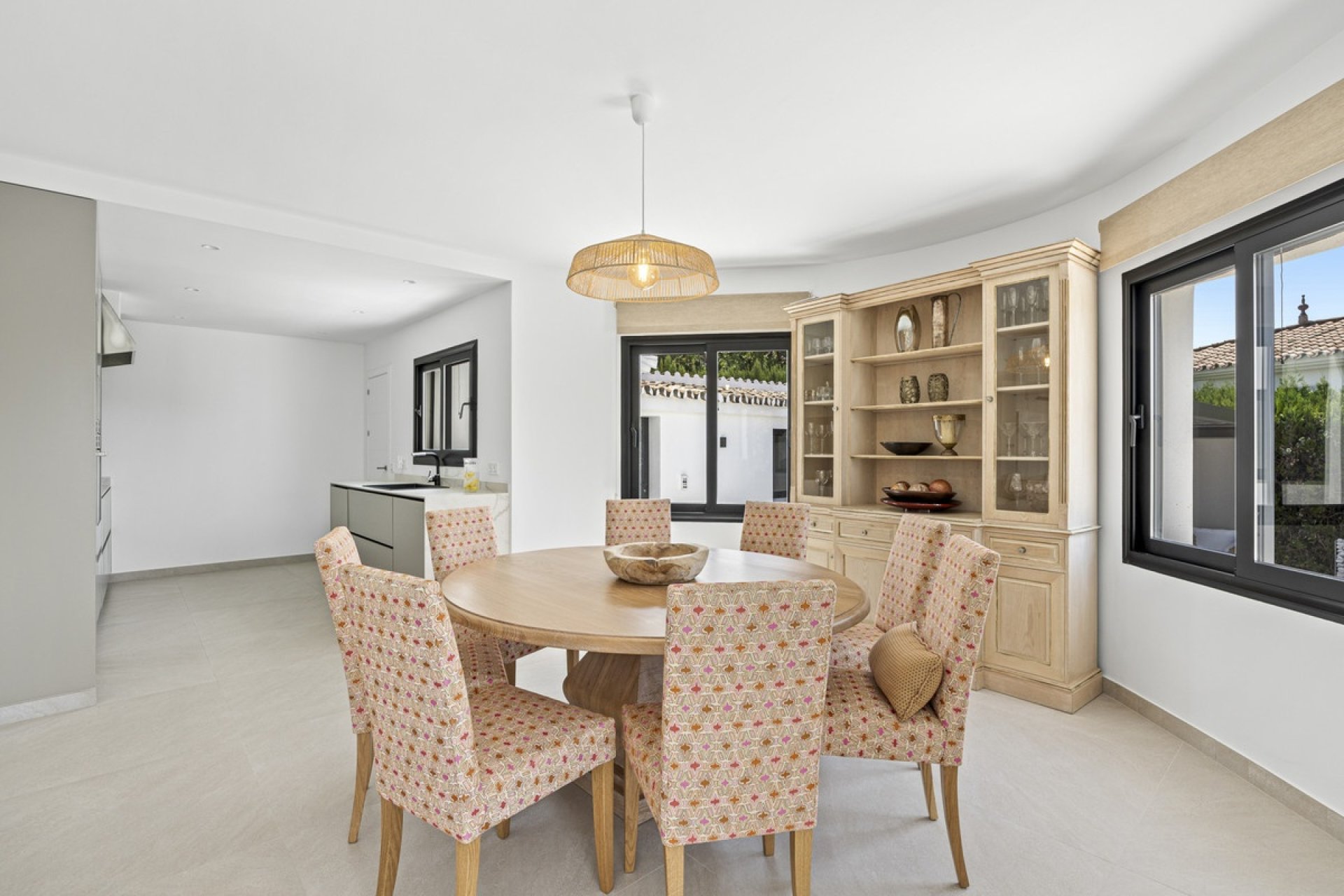 Resale - Villa - Marbella - Guadalmina Alta