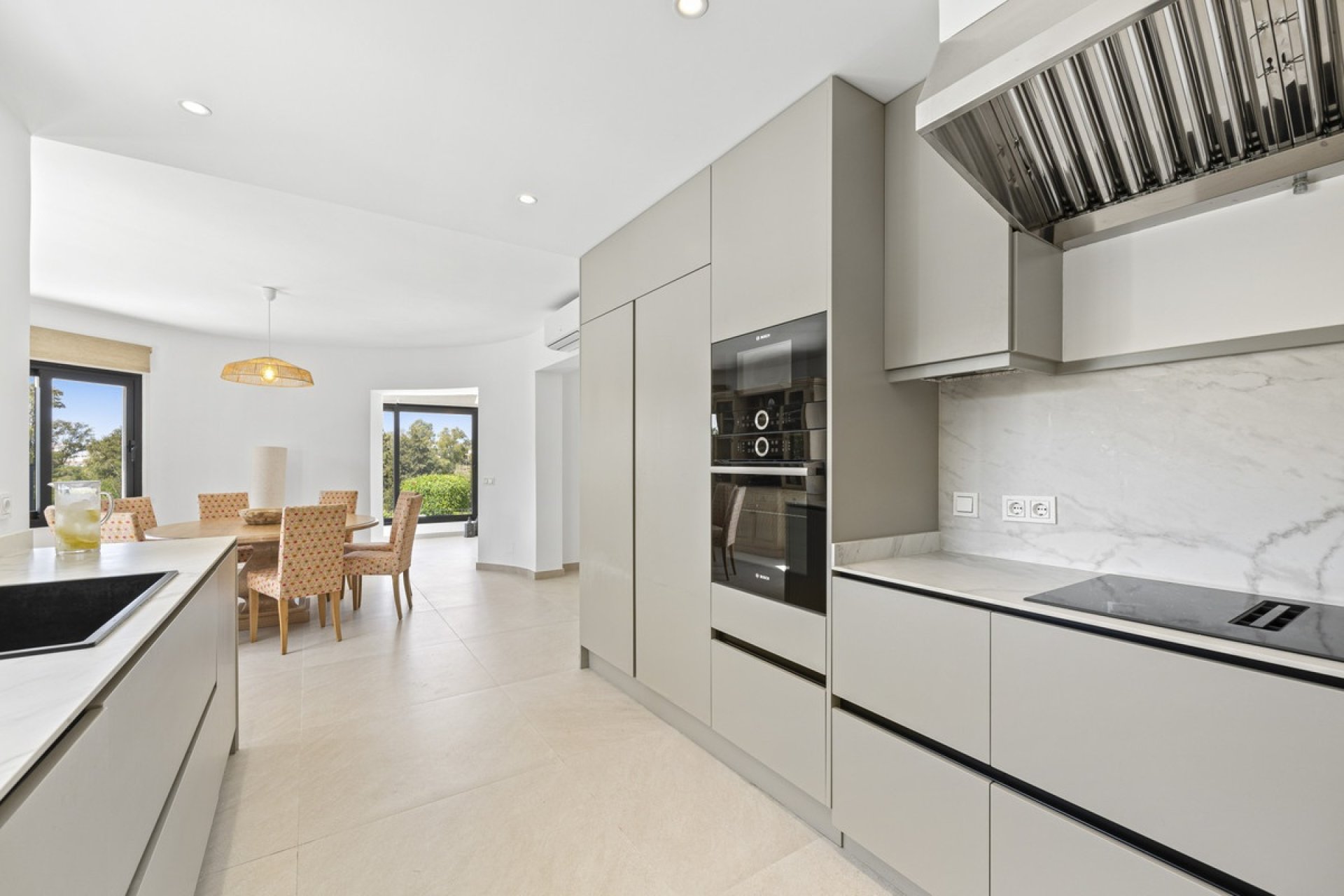 Resale - Villa - Marbella - Guadalmina Alta