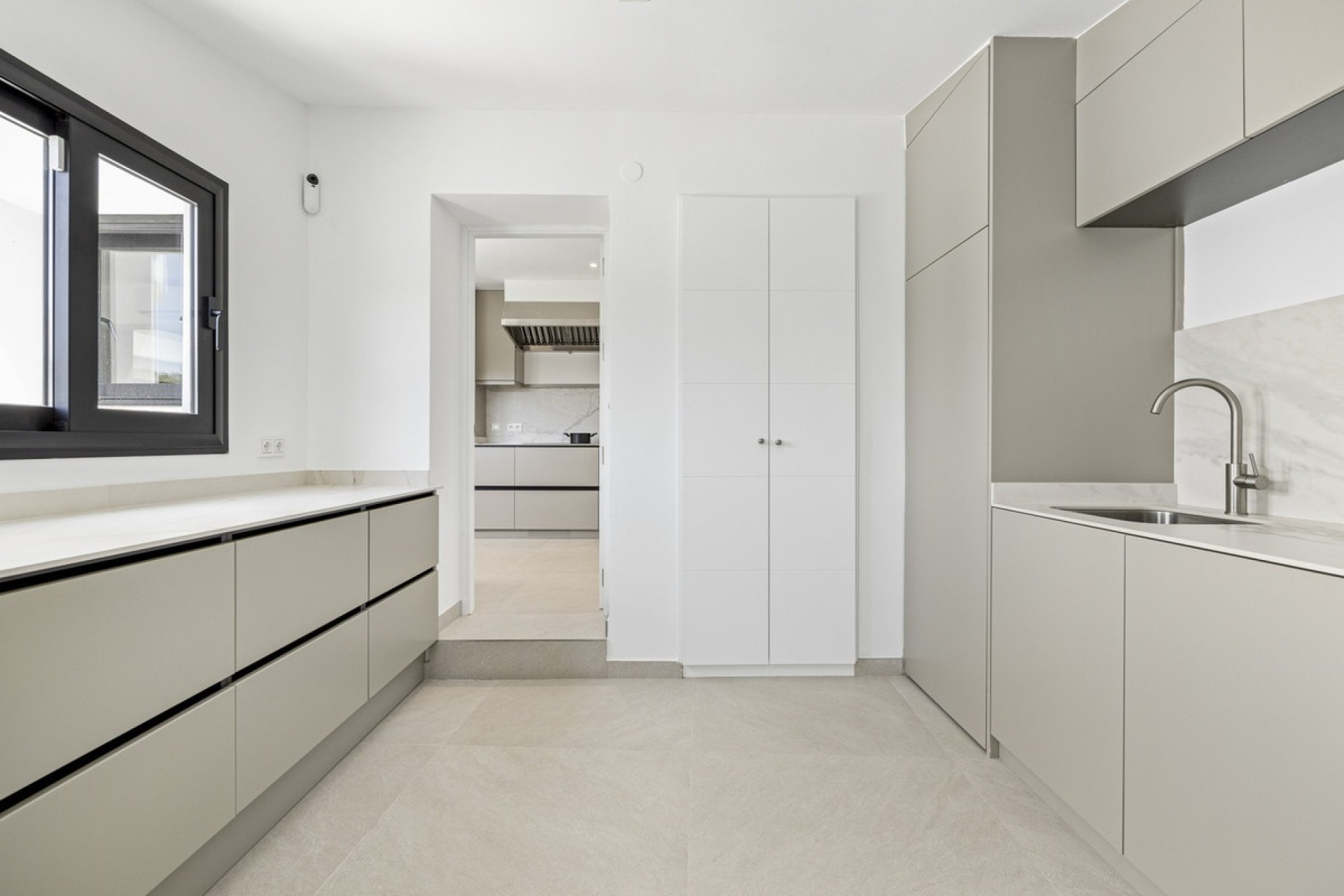 Resale - Villa - Marbella - Guadalmina Alta