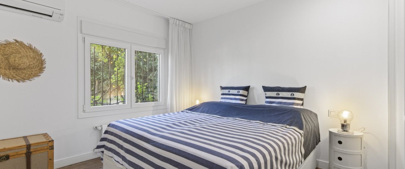 Resale - Villa - Marbella - Guadalmina Alta