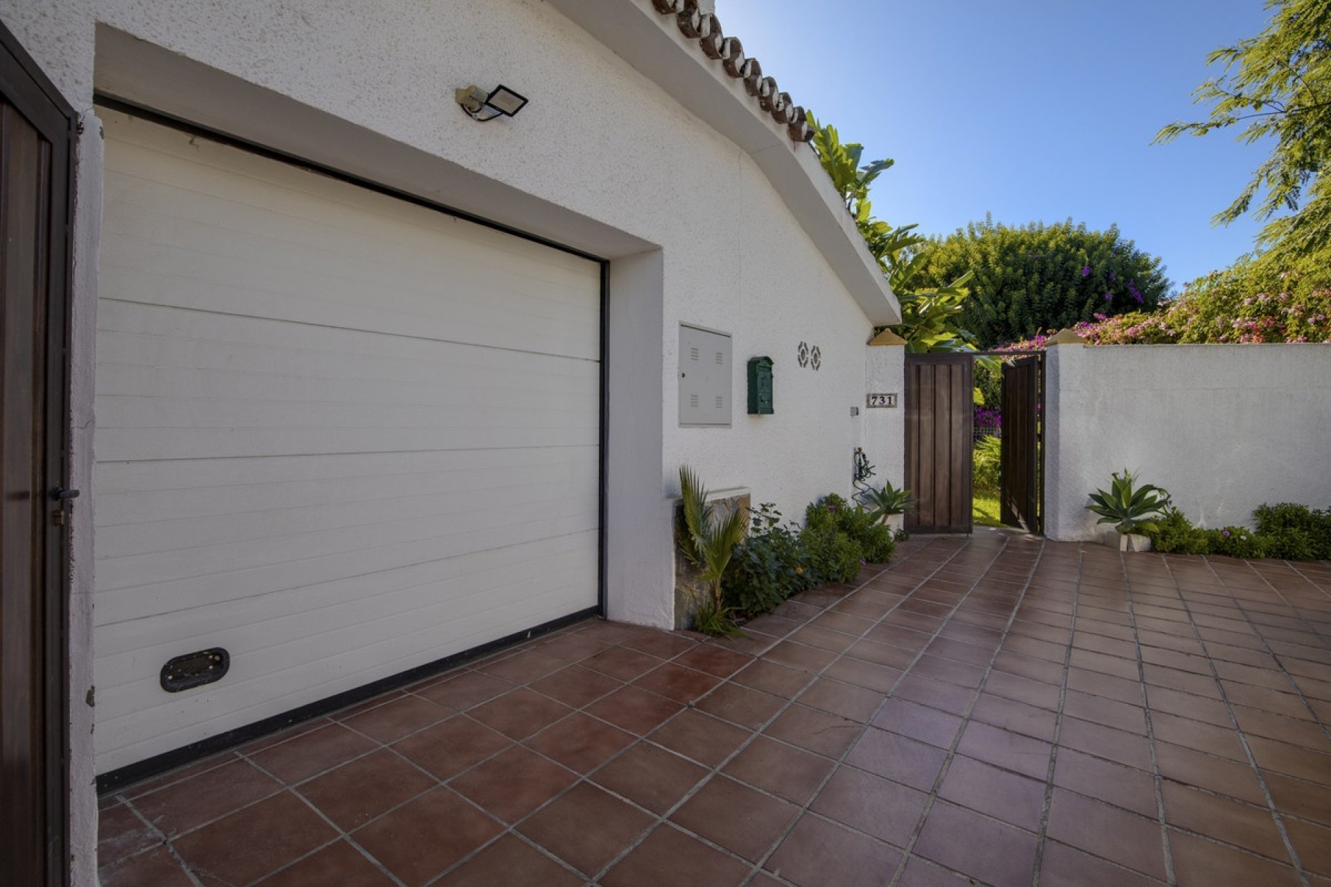 Resale - Villa - Marbella - Guadalmina Alta
