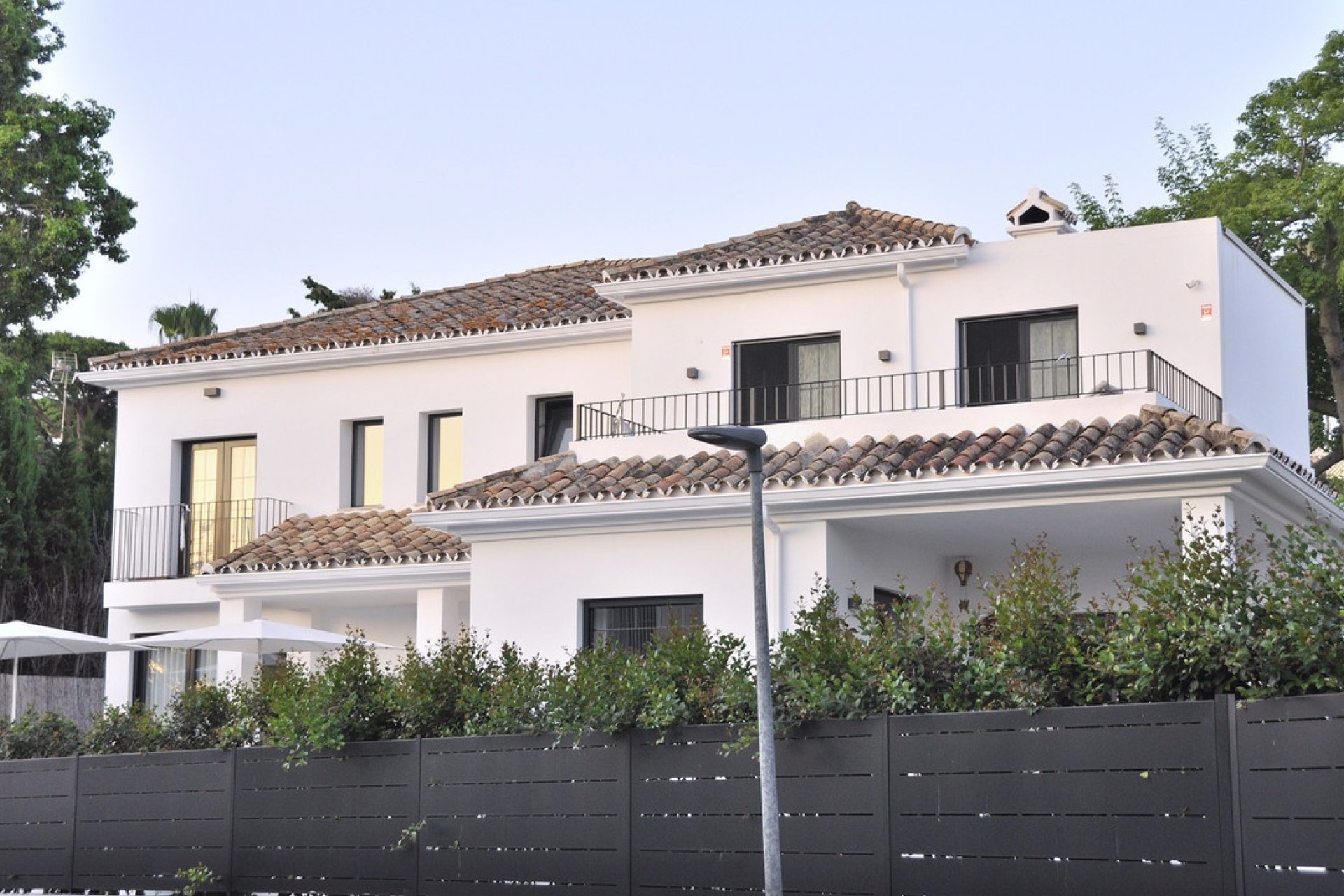 Resale - Villa - Marbella - Guadalmina Alta