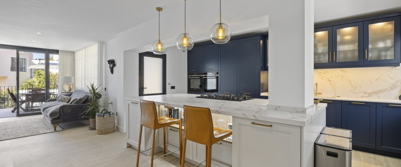Resale - Villa - Marbella - Guadalmina Alta