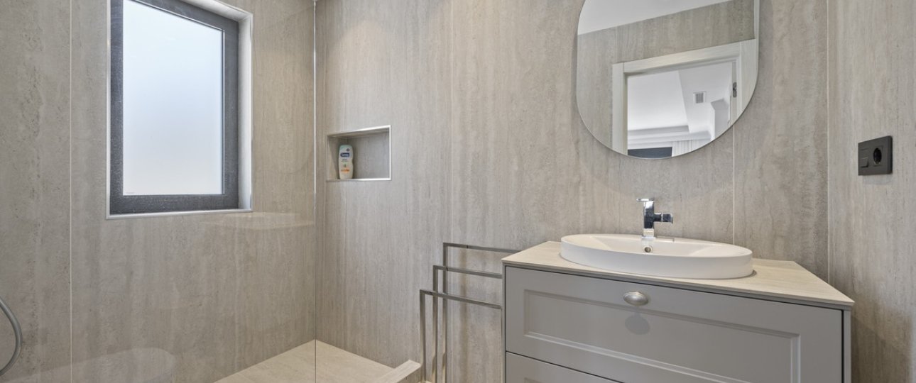 Resale - Villa - Marbella - Guadalmina Alta