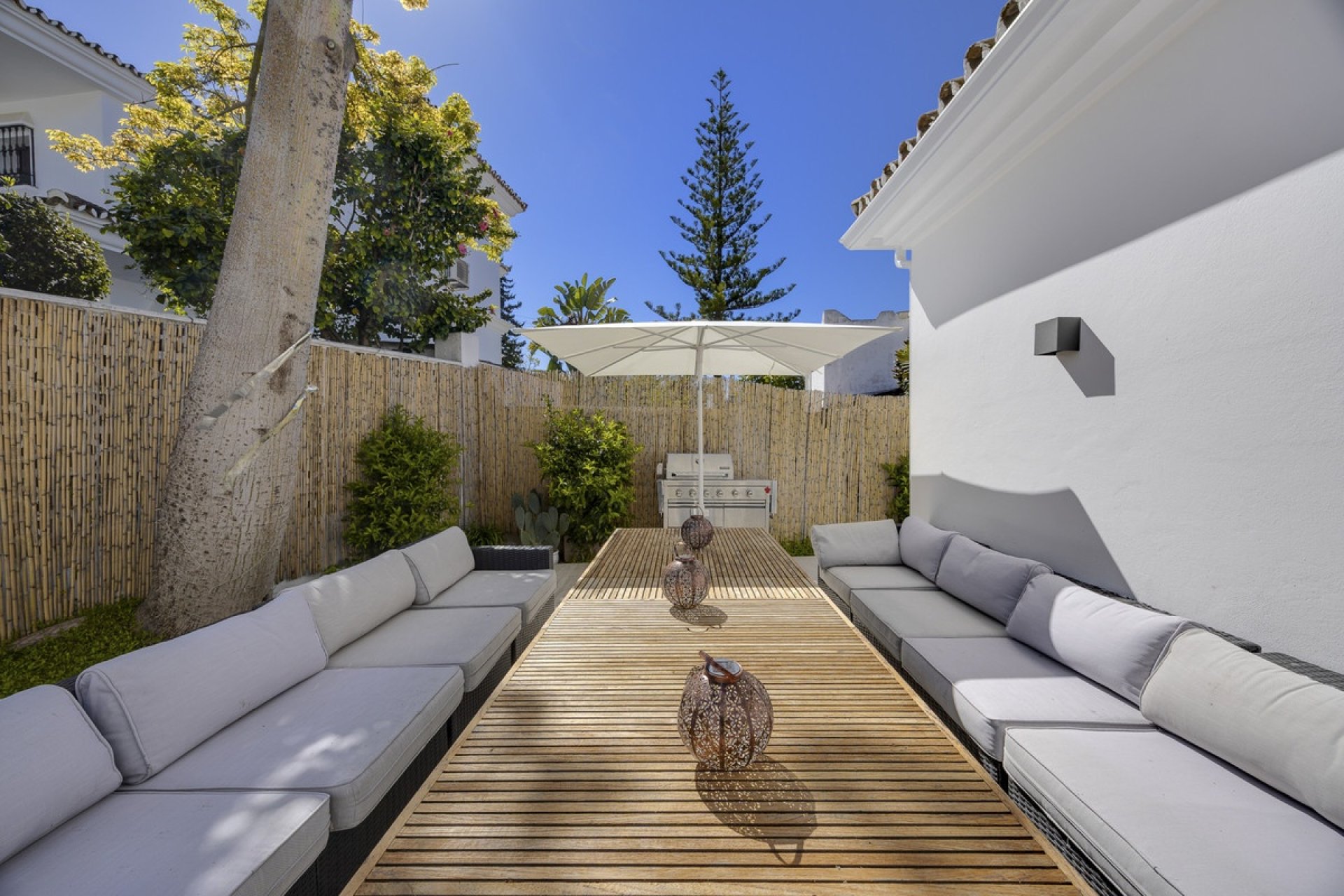 Resale - Villa - Marbella - Guadalmina Alta
