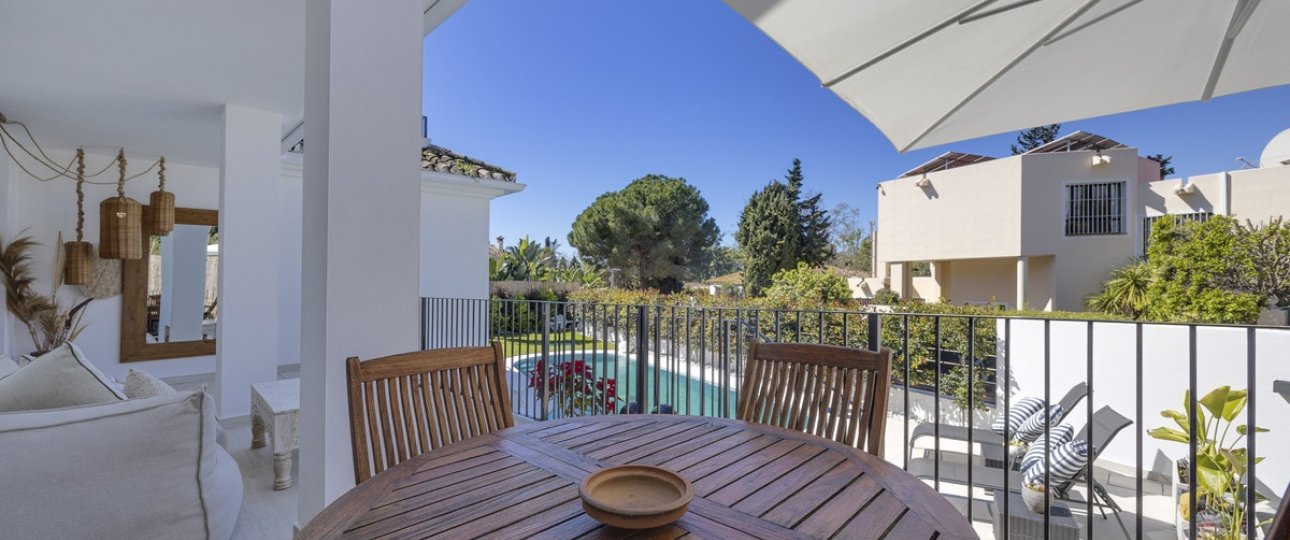 Resale - Villa - Marbella - Guadalmina Alta