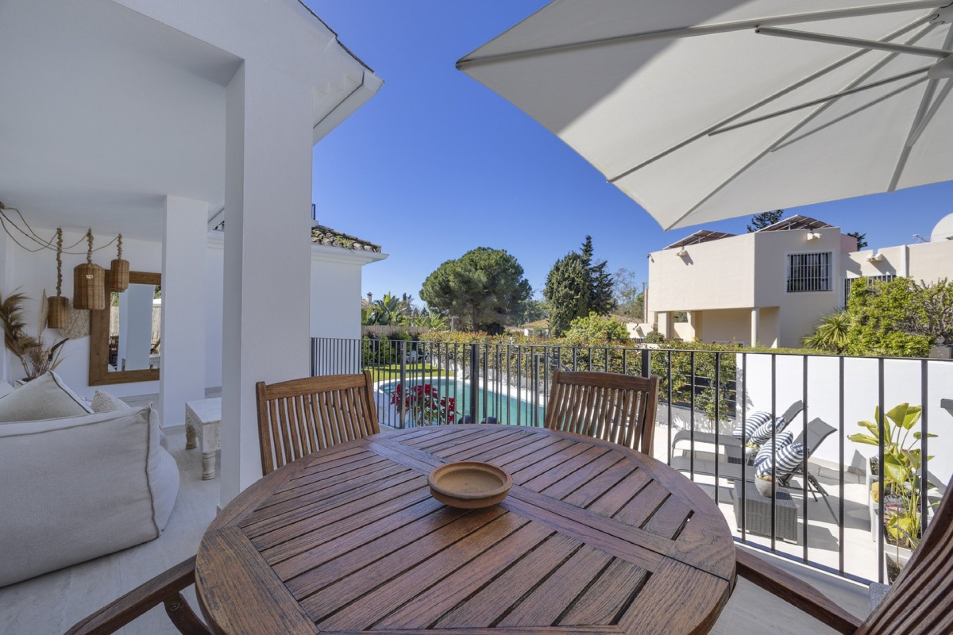 Resale - Villa - Marbella - Guadalmina Alta