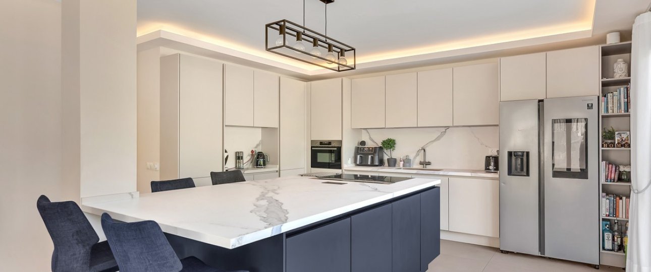 Resale - Villa - Marbella - Guadalmina Alta