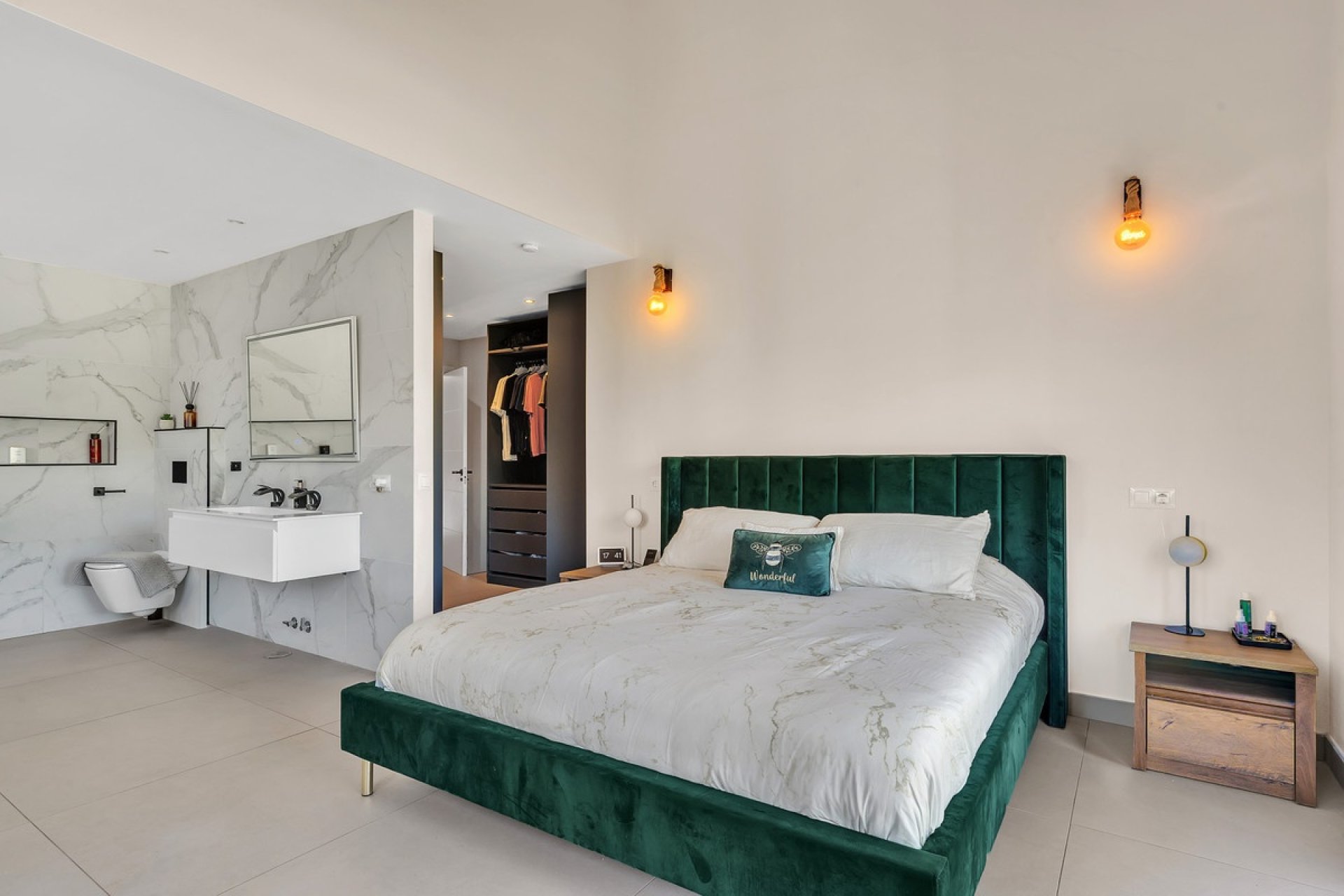 Resale - Villa - Marbella - Guadalmina Alta
