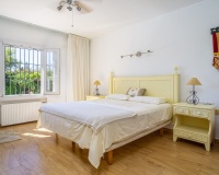 Resale - Villa - Marbella - Guadalmina Alta