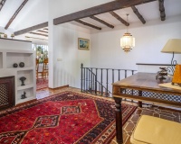 Resale - Villa - Marbella - Guadalmina Alta