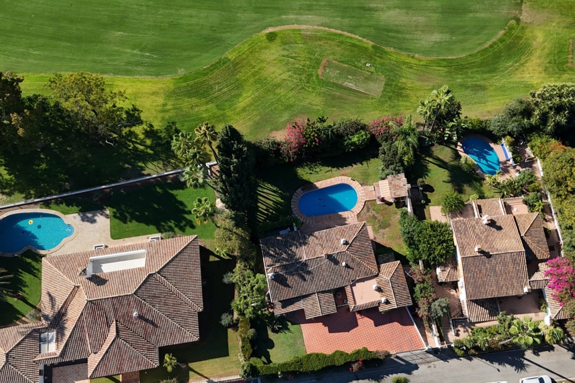 Resale - Villa - Marbella - Guadalmina Alta