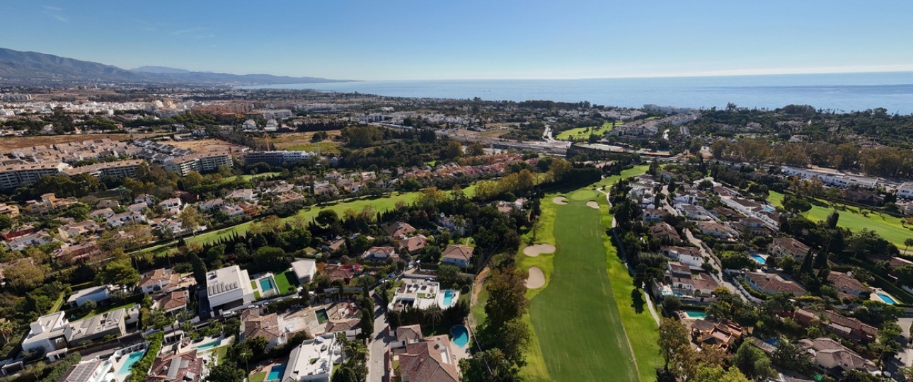 Resale - Villa - Marbella - Guadalmina Alta
