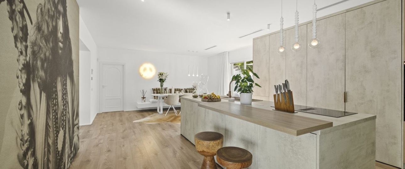 Resale - Villa - Marbella - Guadalmina Alta