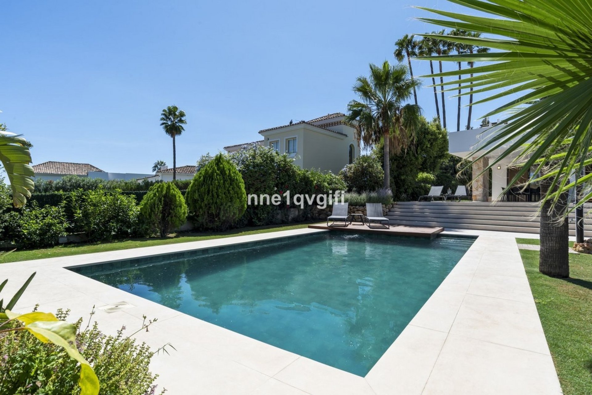 Resale - Villa - Marbella - Guadalmina Alta