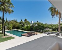 Resale - Villa - Marbella - Guadalmina Alta