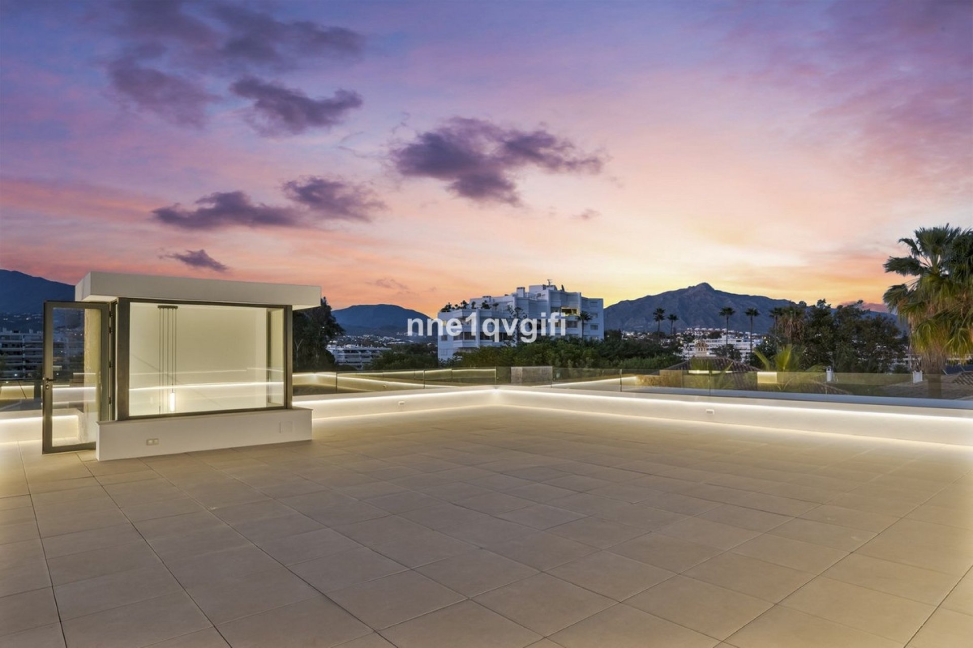 Resale - Villa - Marbella - Guadalmina Alta