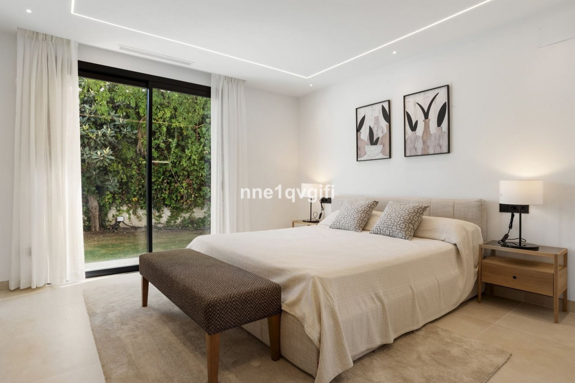 Resale - Villa - Marbella - Guadalmina Alta