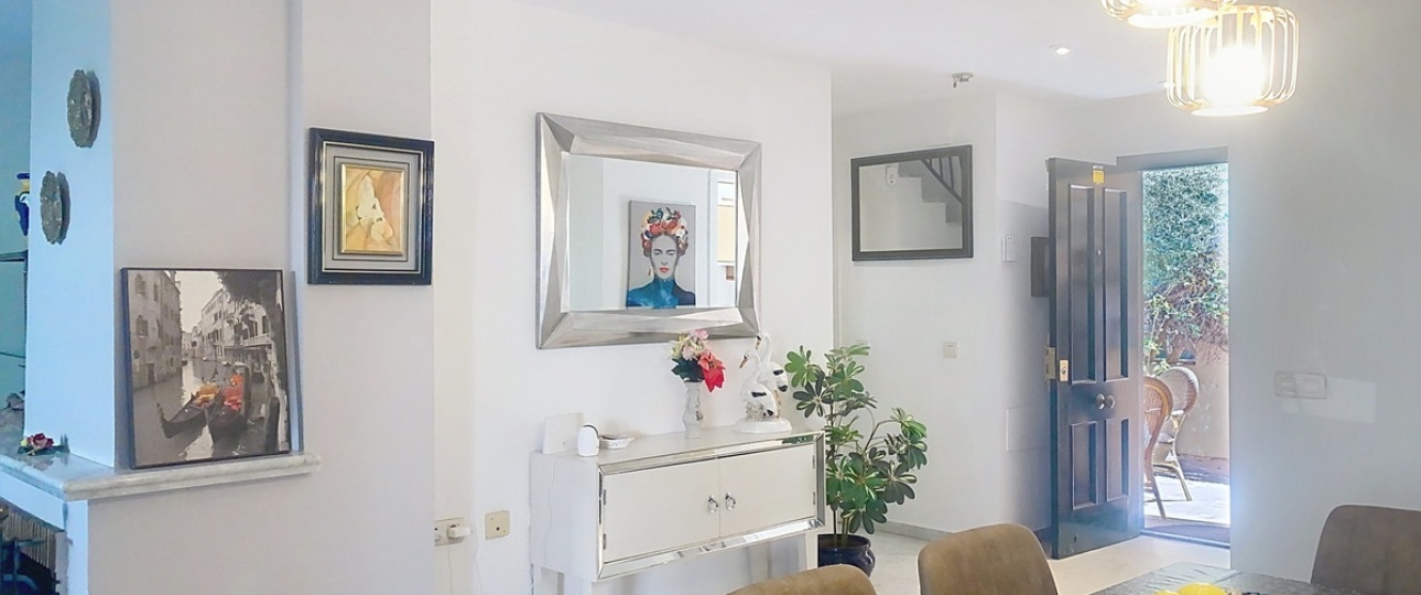 Resale - Villa - Marbella - Guadalmina Alta