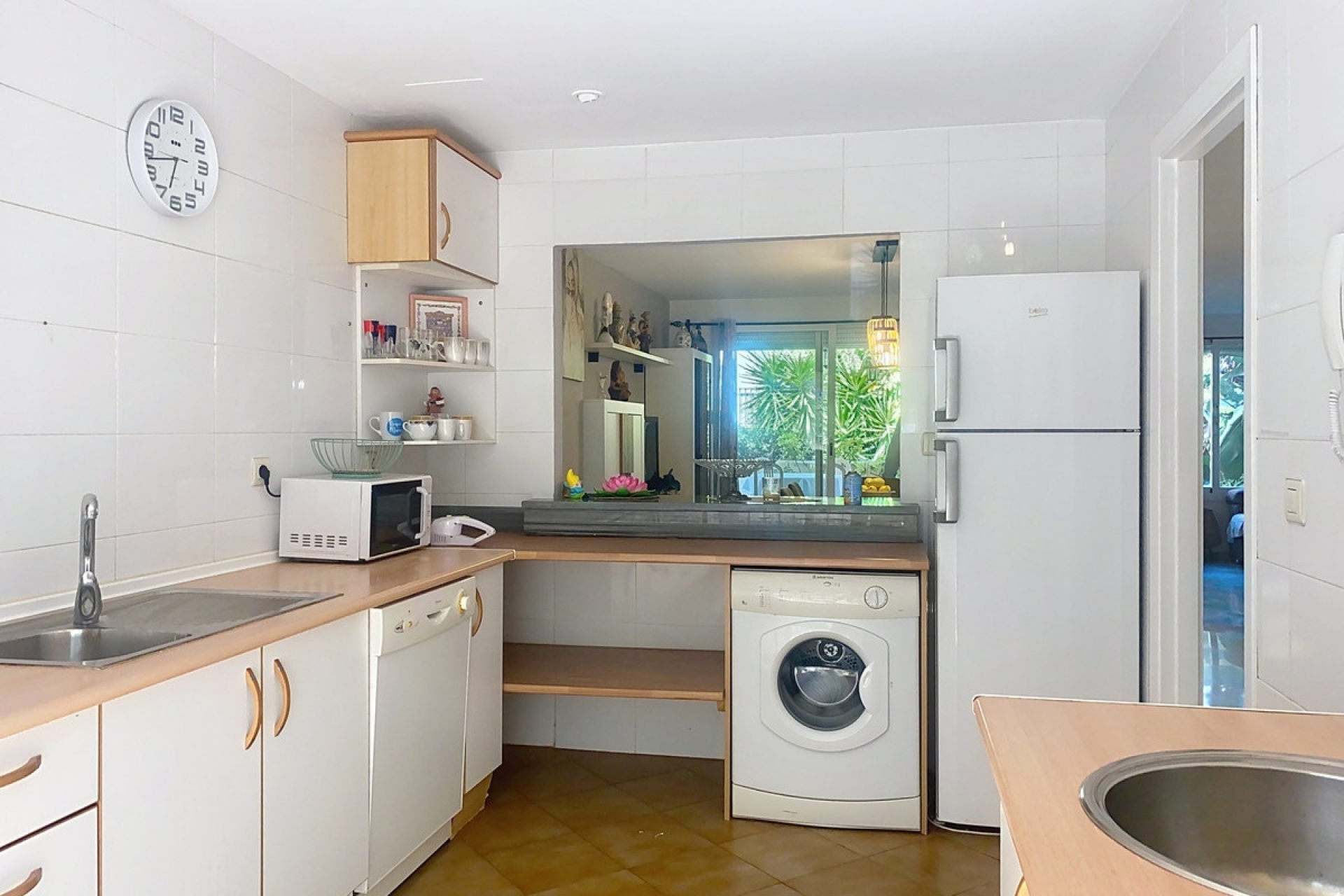 Resale - Villa - Marbella - Guadalmina Alta